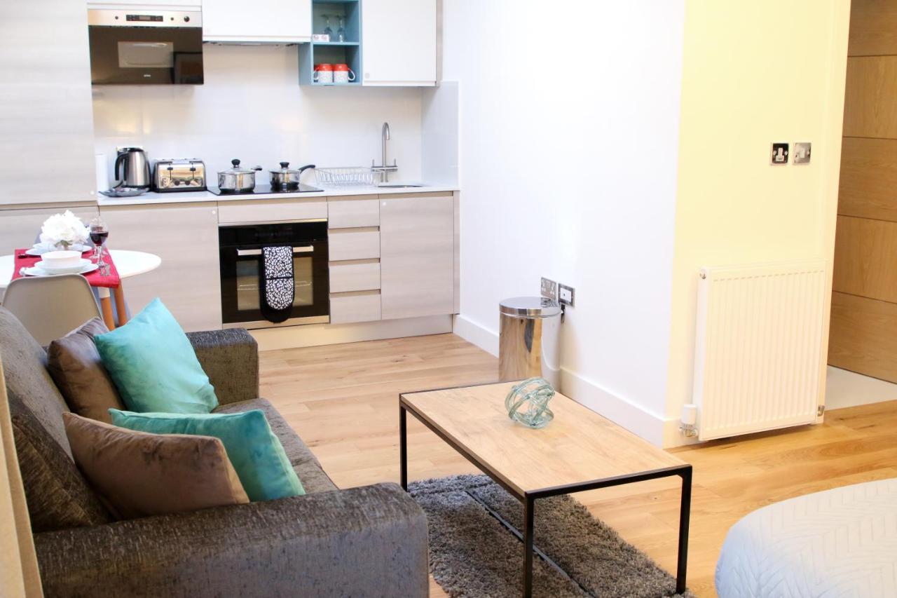 High Spec Luxury Studio Apartment In Sydenham ロンドン エクステリア 写真