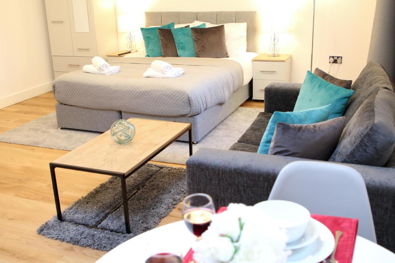 High Spec Luxury Studio Apartment In Sydenham ロンドン エクステリア 写真