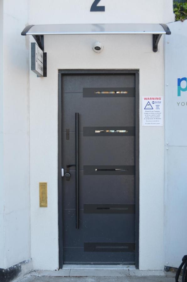 High Spec Luxury Studio Apartment In Sydenham ロンドン エクステリア 写真